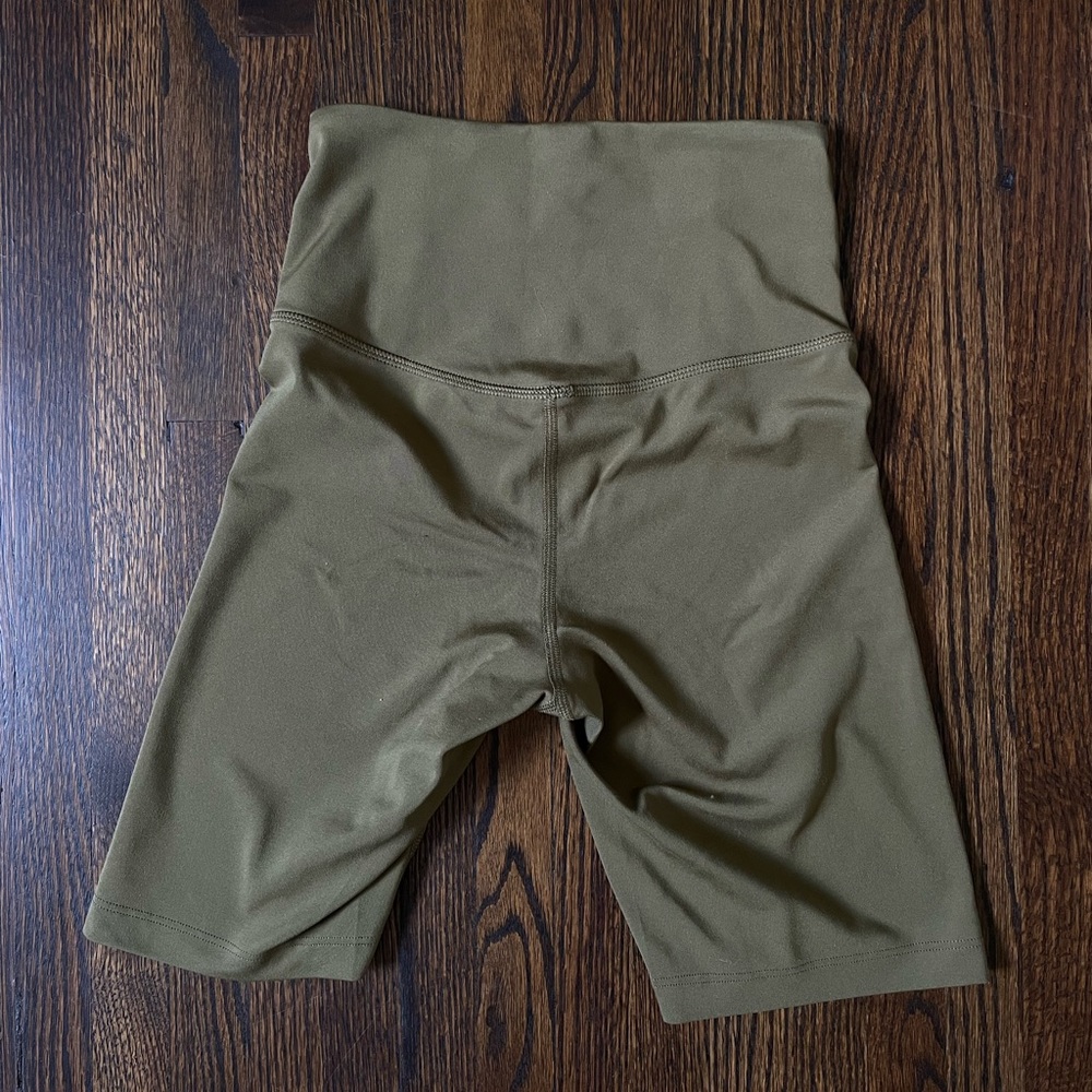 Girlfriend Collective Float Bike Shortds